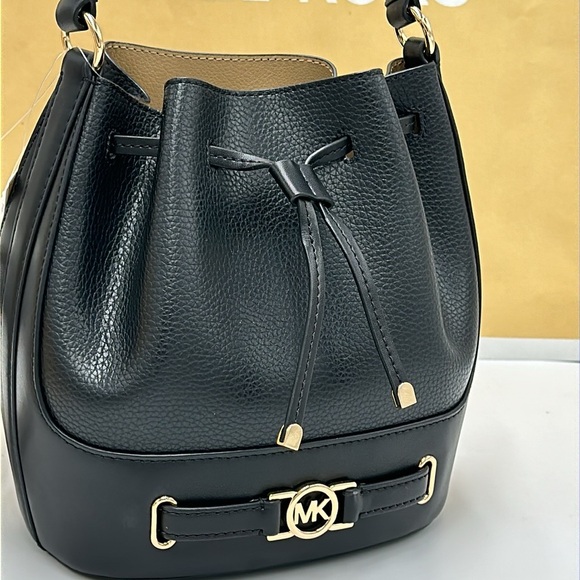 MICHAEL KORS  Reed Medium Pebbled Leather Bucket Bag Black NWT - Picture 12 of 14